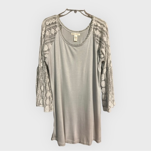 Studio‎ West Light Gray shirt dress with embroidered bell sleeves- Size 1X